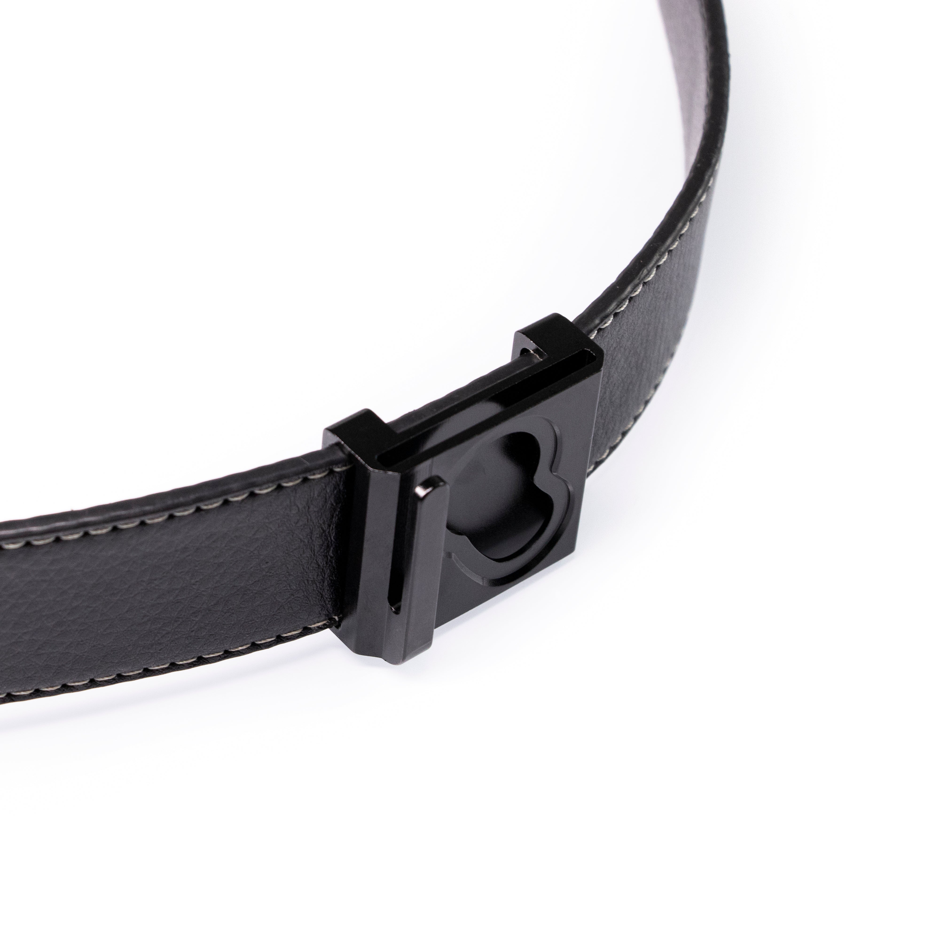 Belt Clip & Adapter – view 12