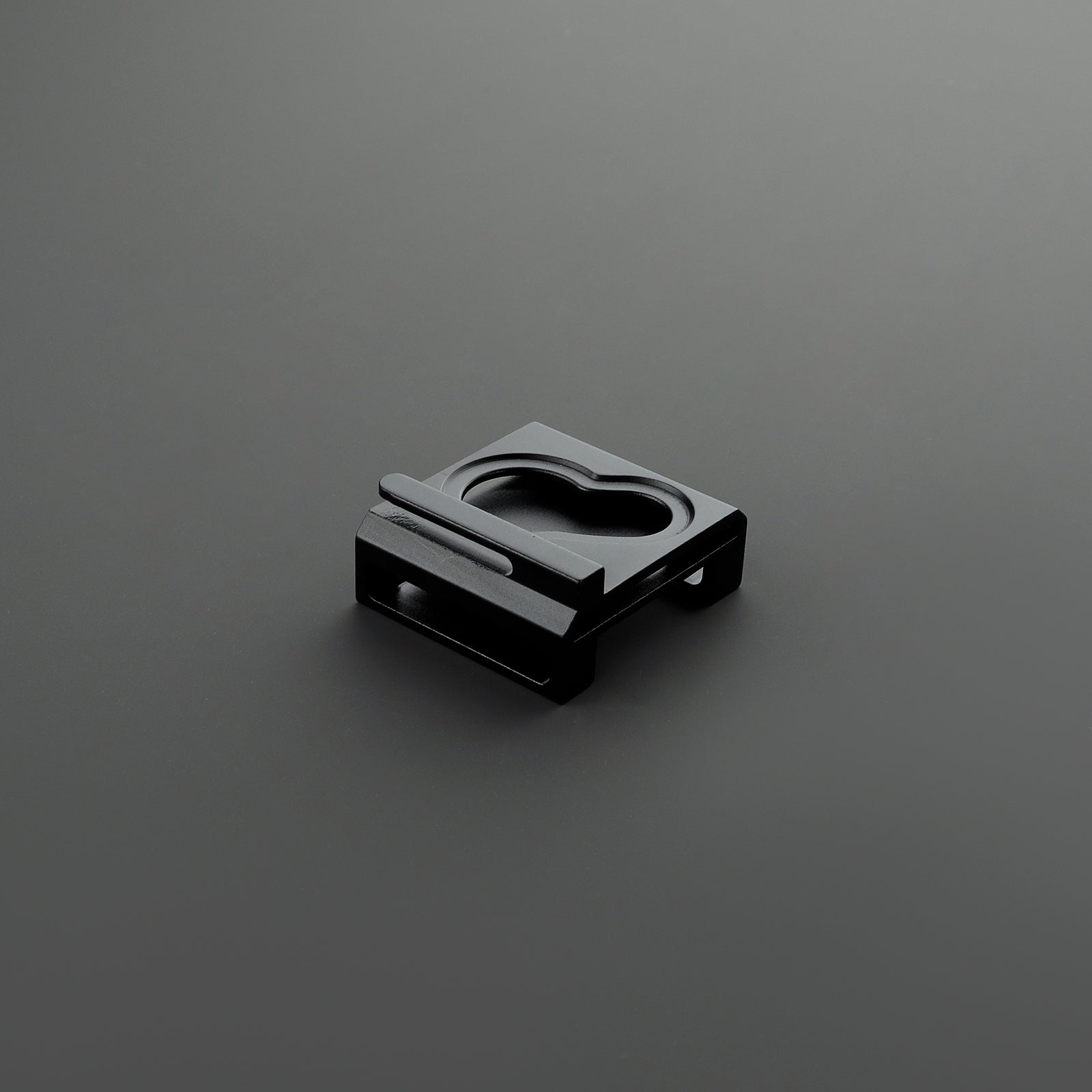 Belt Clip & Adapter – view 17