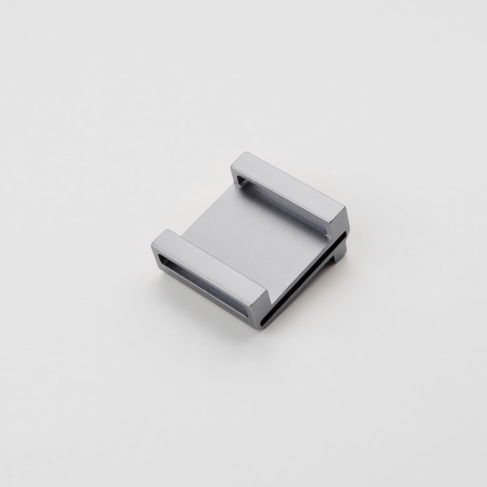 Belt Clip & Adapter – view 28