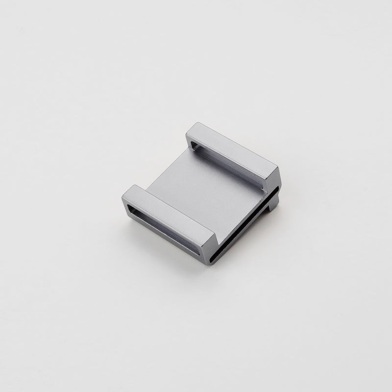 Belt Clip & Adapter – view 28