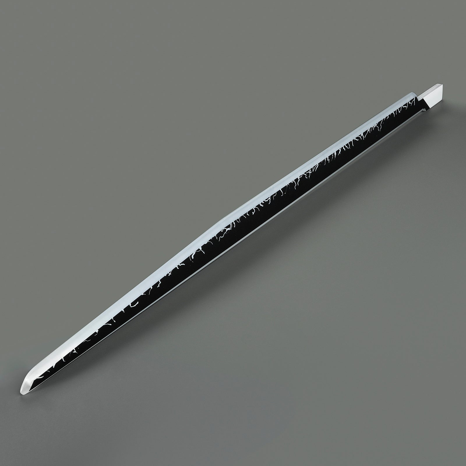 The Mandalore Blade – view 3