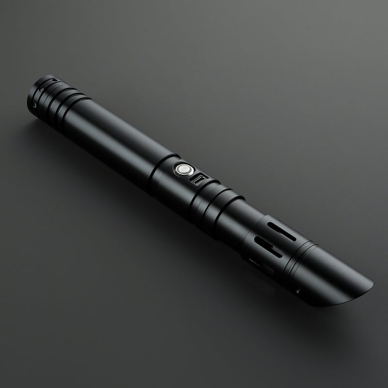 The Talon lightsaber – view 2