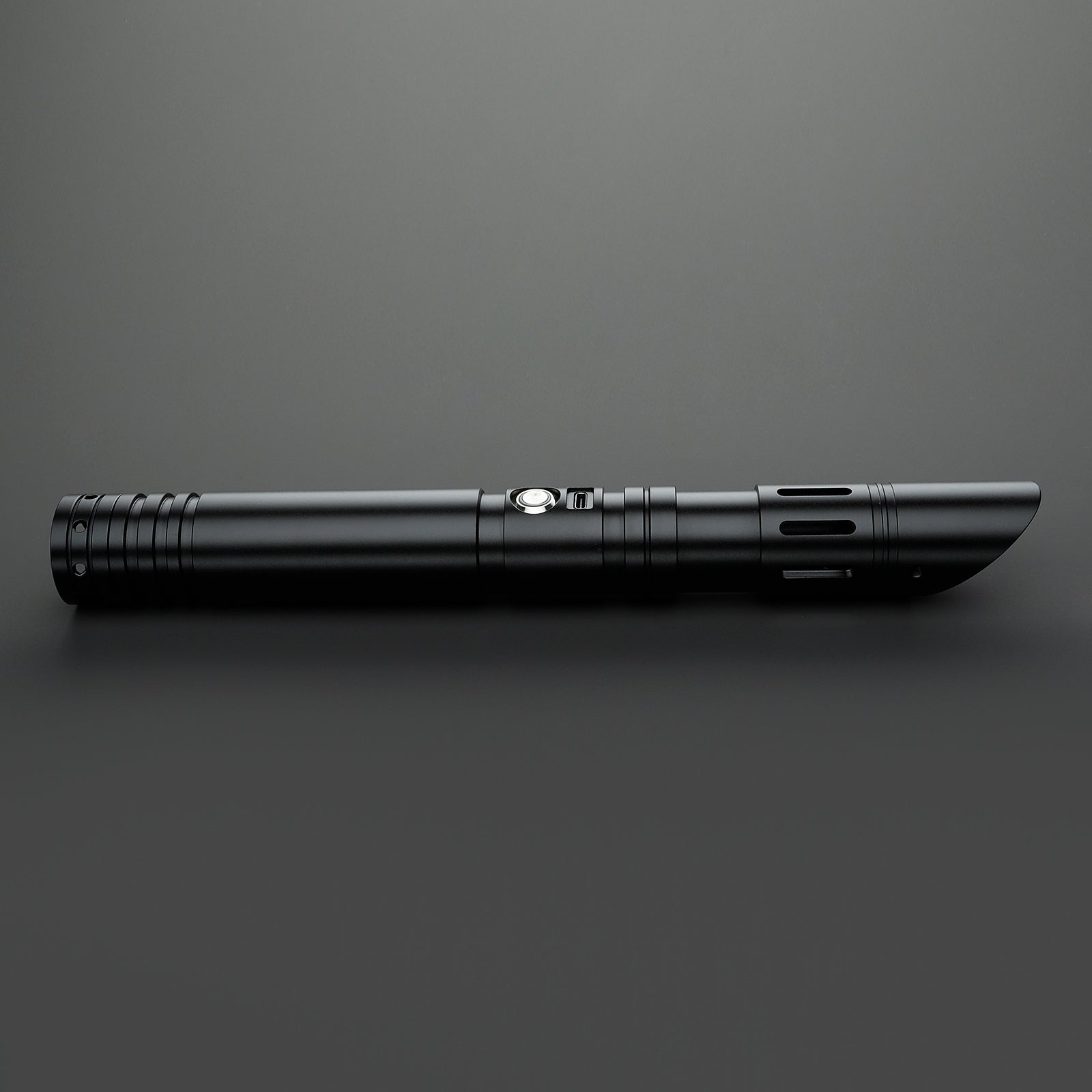 The Talon lightsaber – view 7