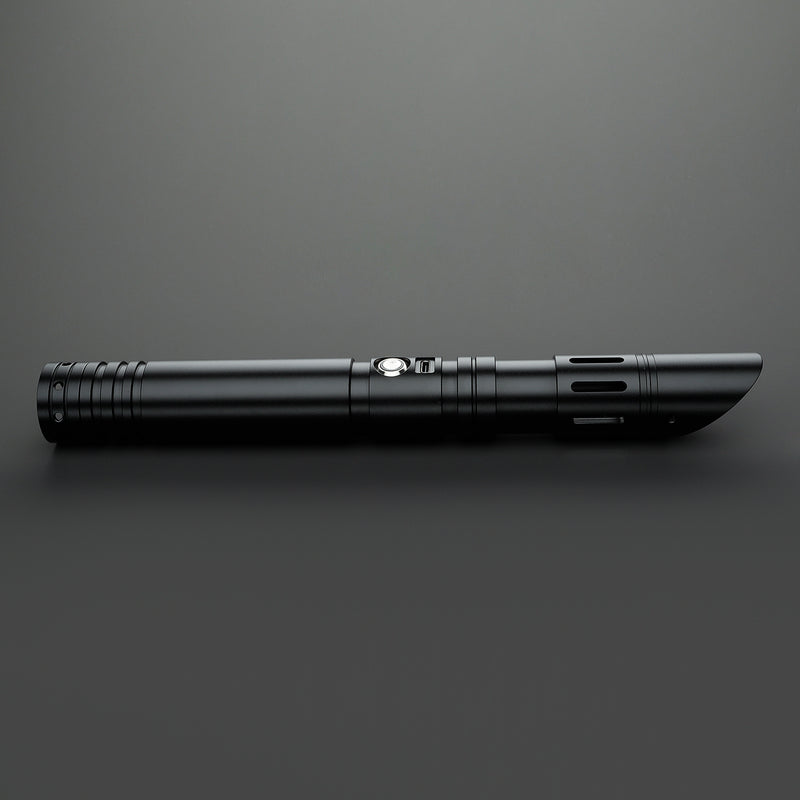 The Talon lightsaber – view 7