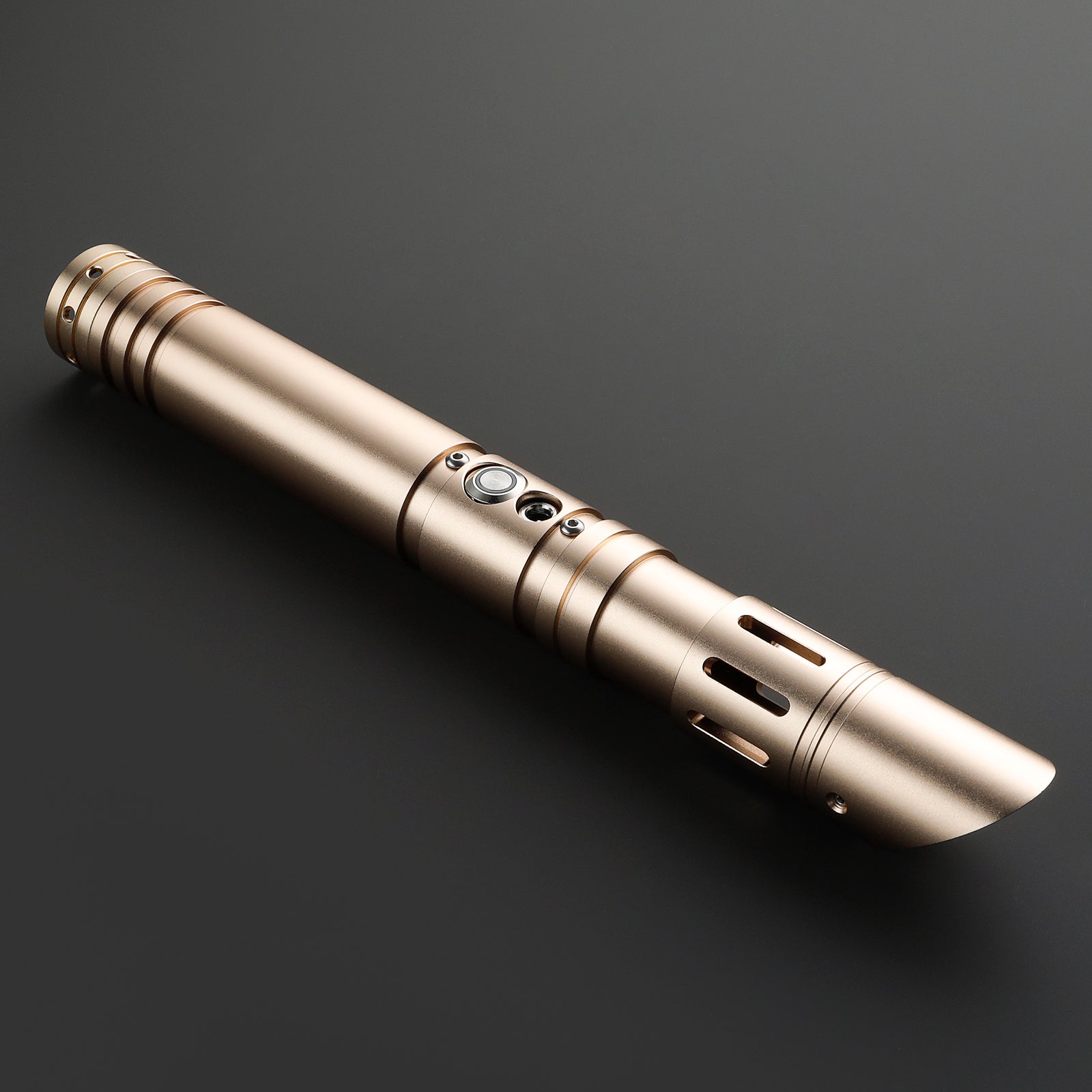The Talon lightsaber – view 8