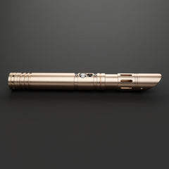 The Talon lightsaber – view 13