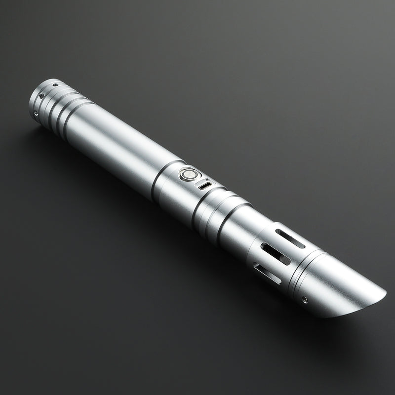 The Talon lightsaber – view 17
