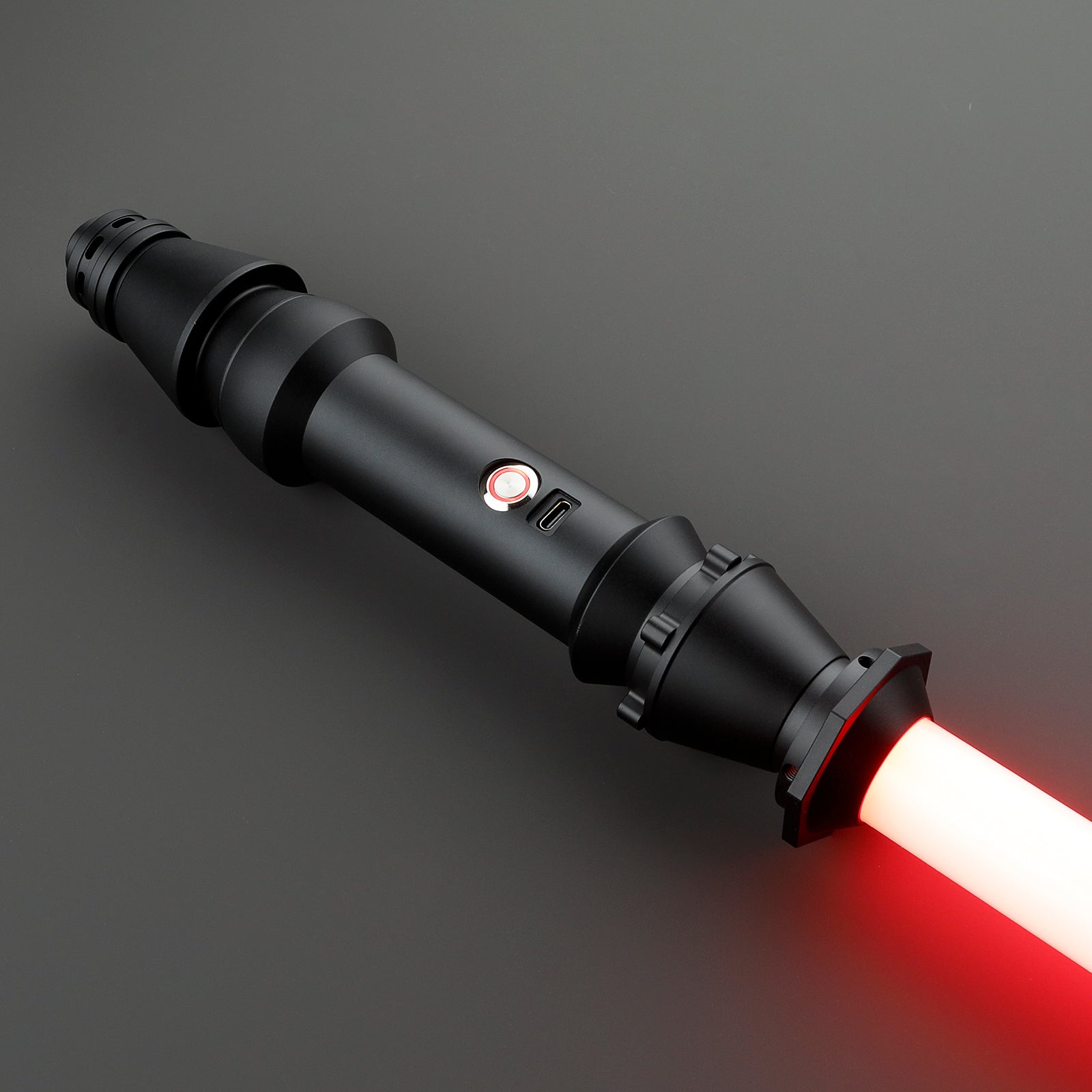 The Squall lightsaber – view 4