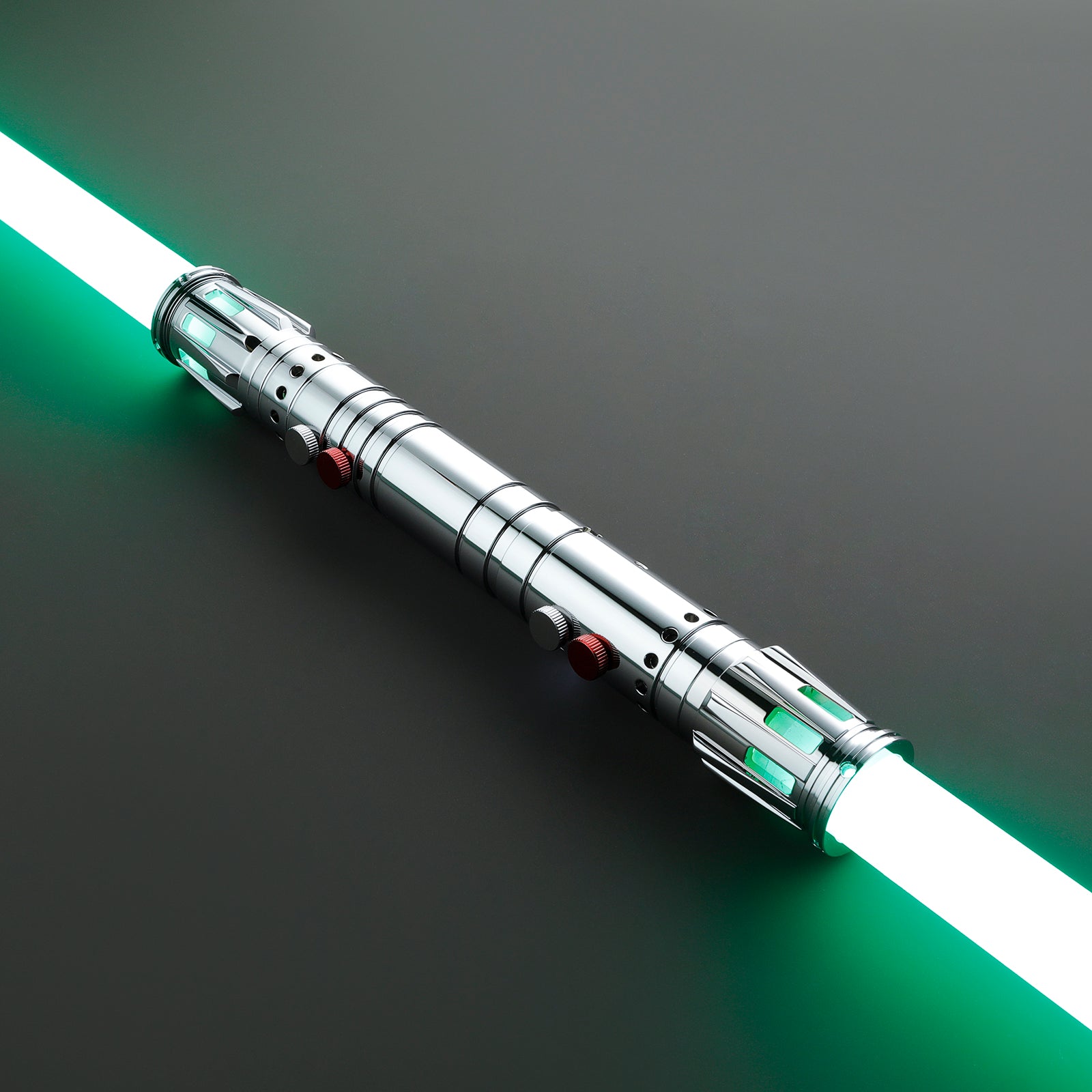 The Riptide lightsaber – view 4
