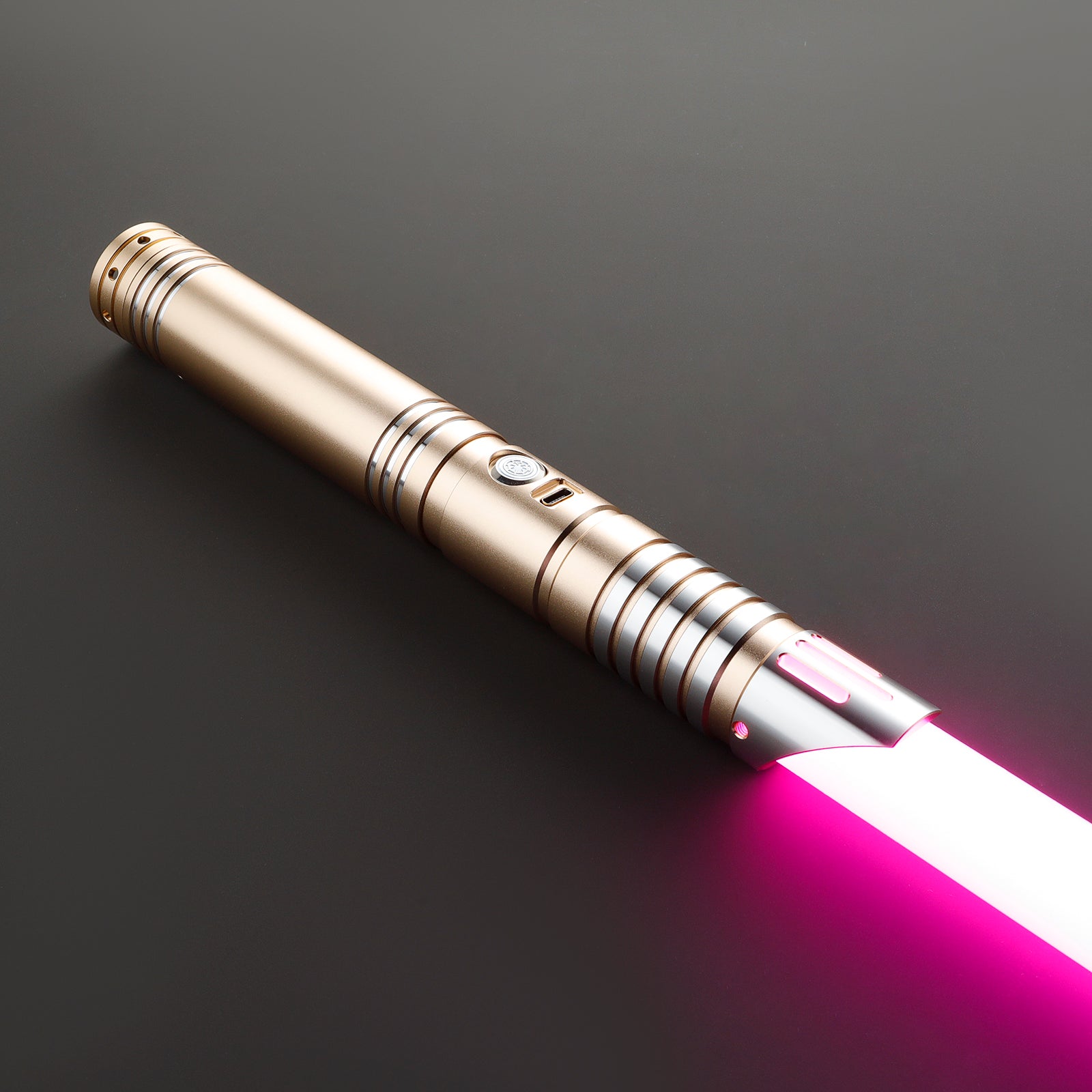 The Pike lightsaber – view 10