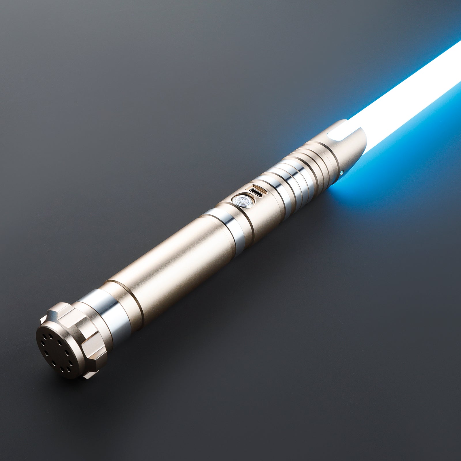 The Drake lightsaber – view 11
