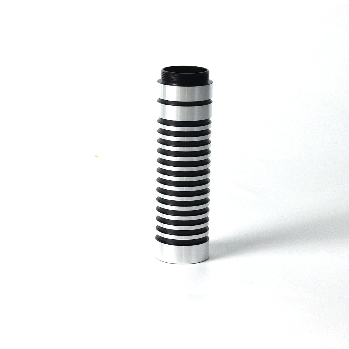 Stacked-Rib Grip Section – view 2