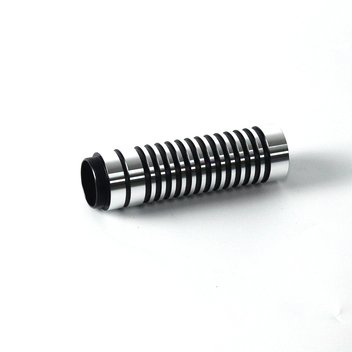 Stacked-Rib Grip Section – view 7