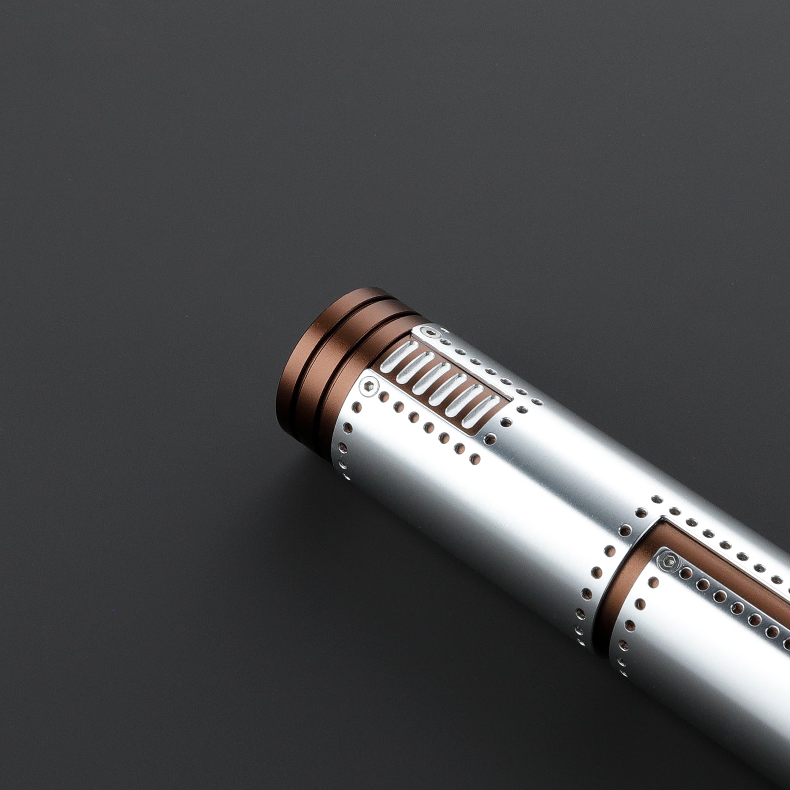 The Saber Smith lightsaber – view 8