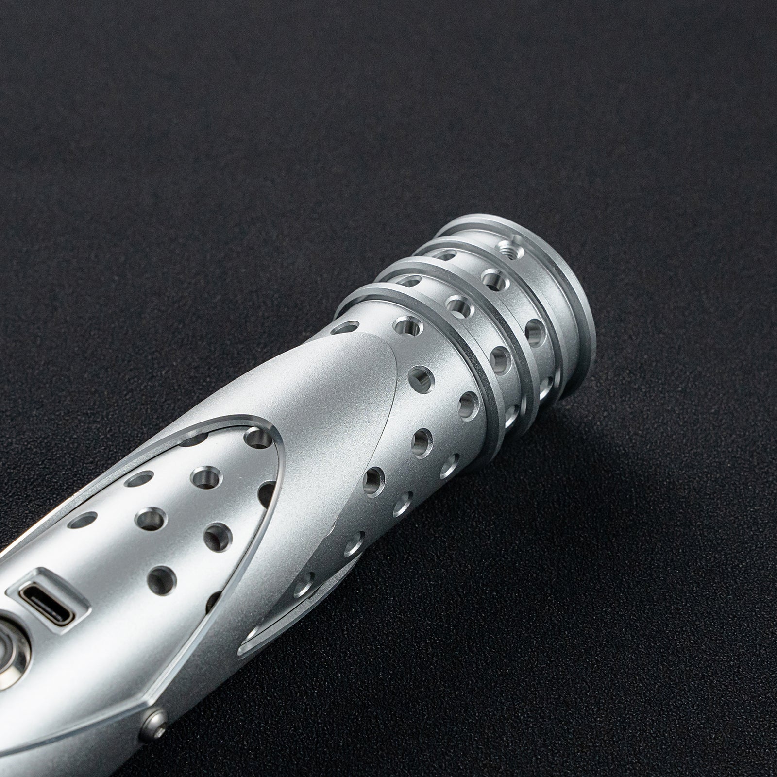 The Abyss lightsaber – view 5