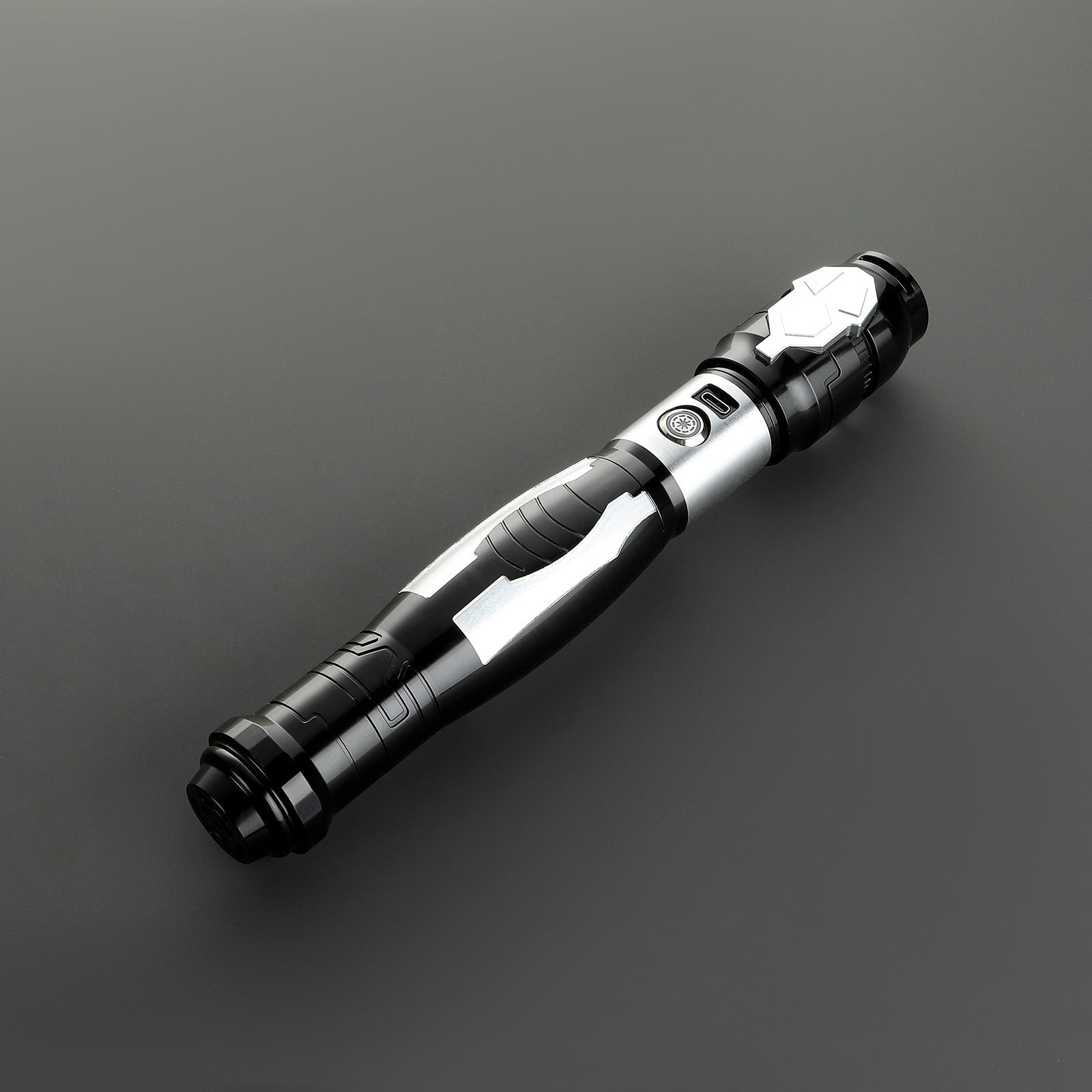 The Lantern lightsaber – view 7