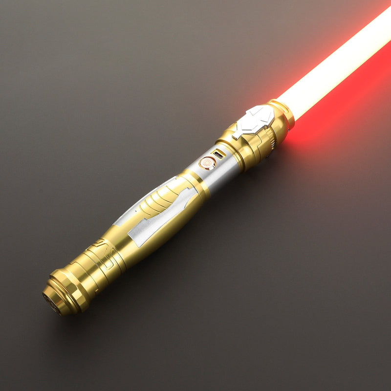 The Lantern lightsaber – view 9