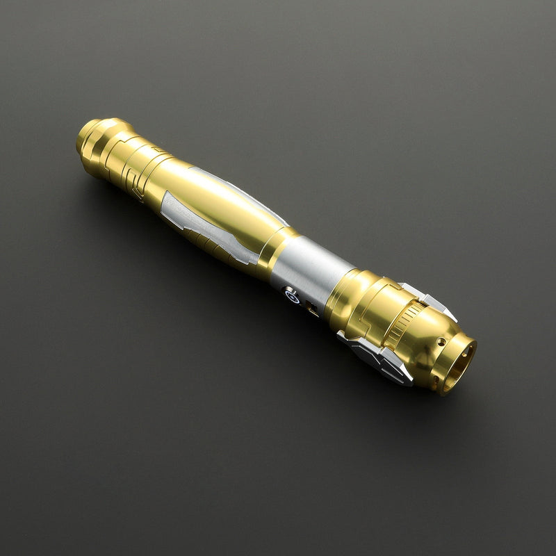 The Lantern lightsaber – view 11