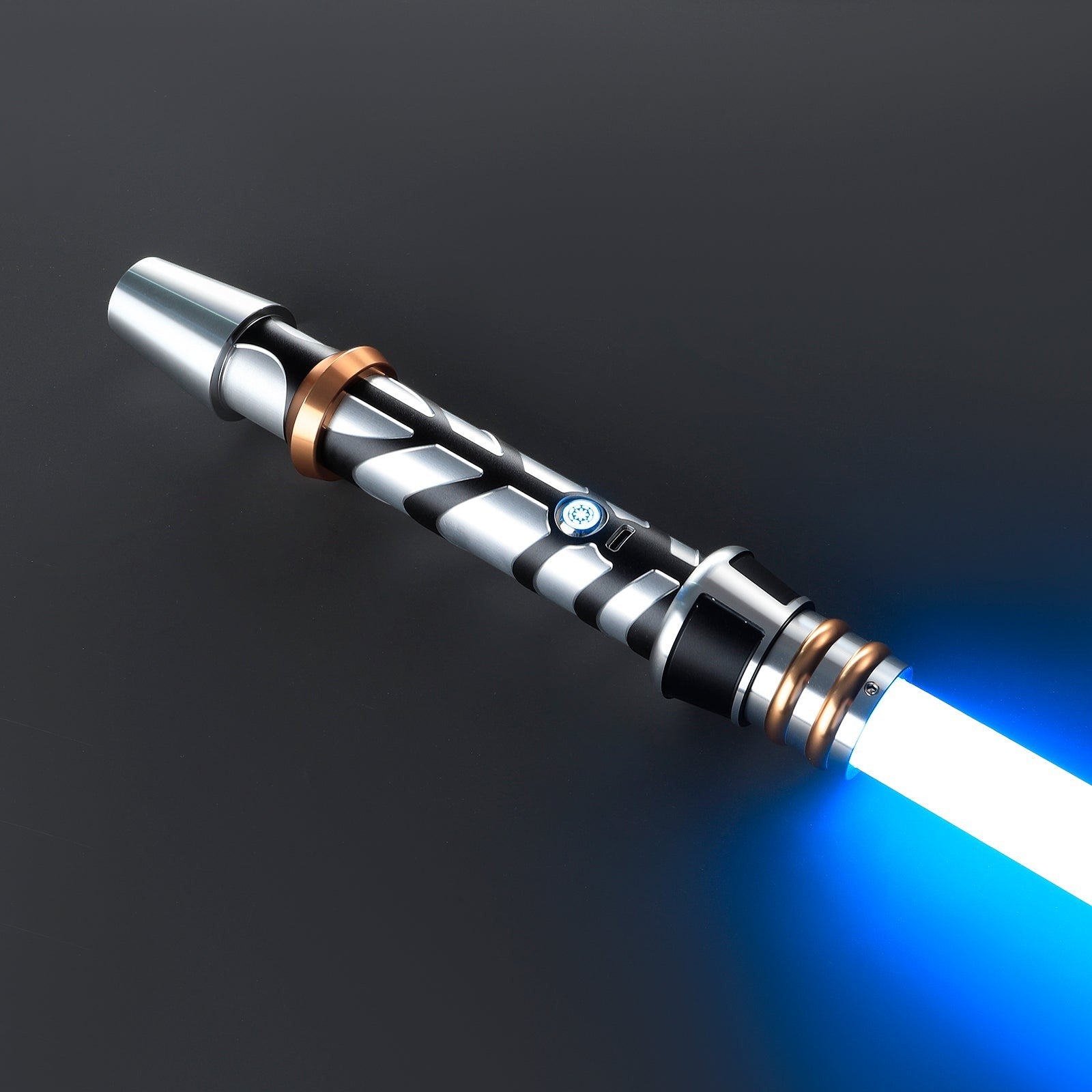 The Flare lightsaber – view 4
