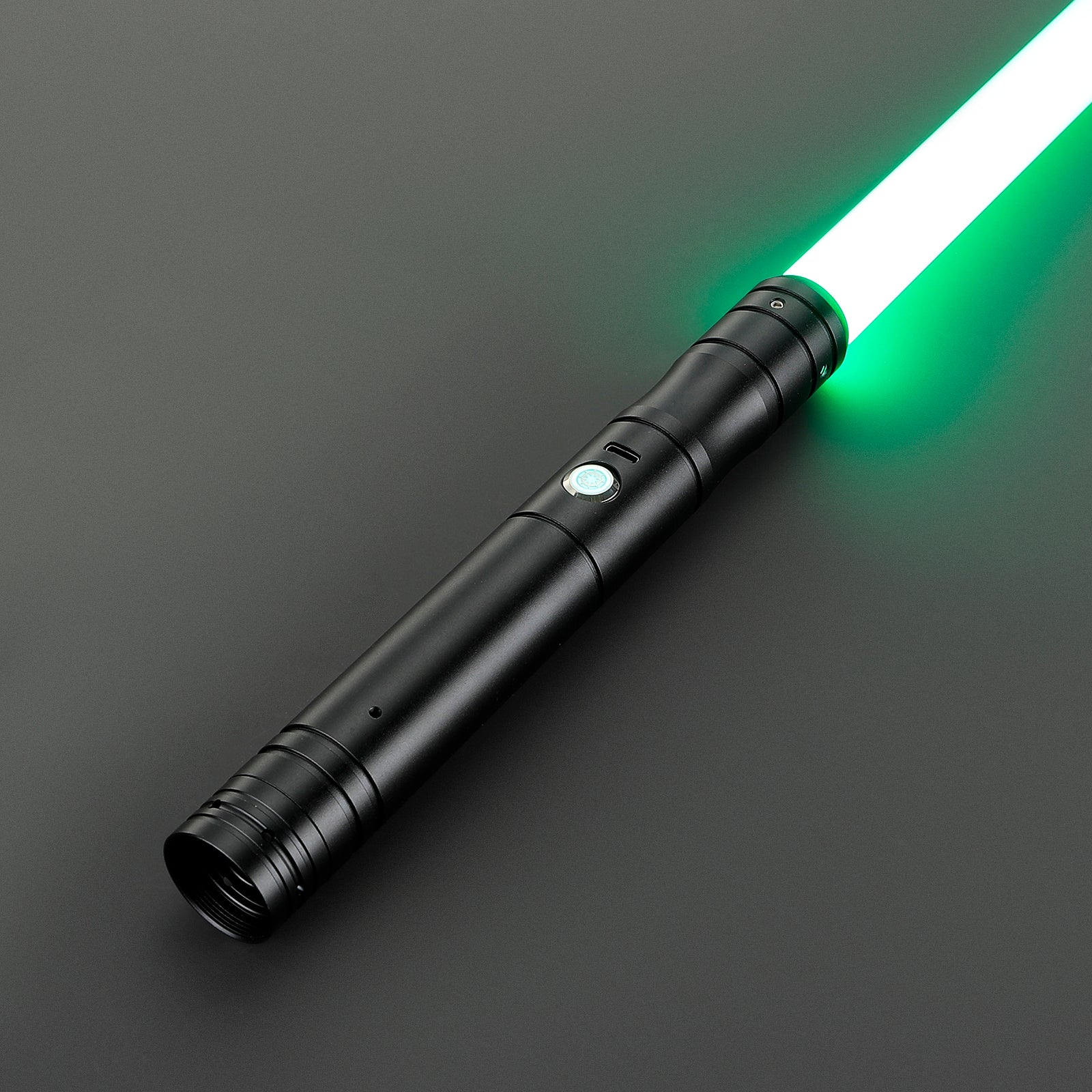 The Spark lightsaber – view 7