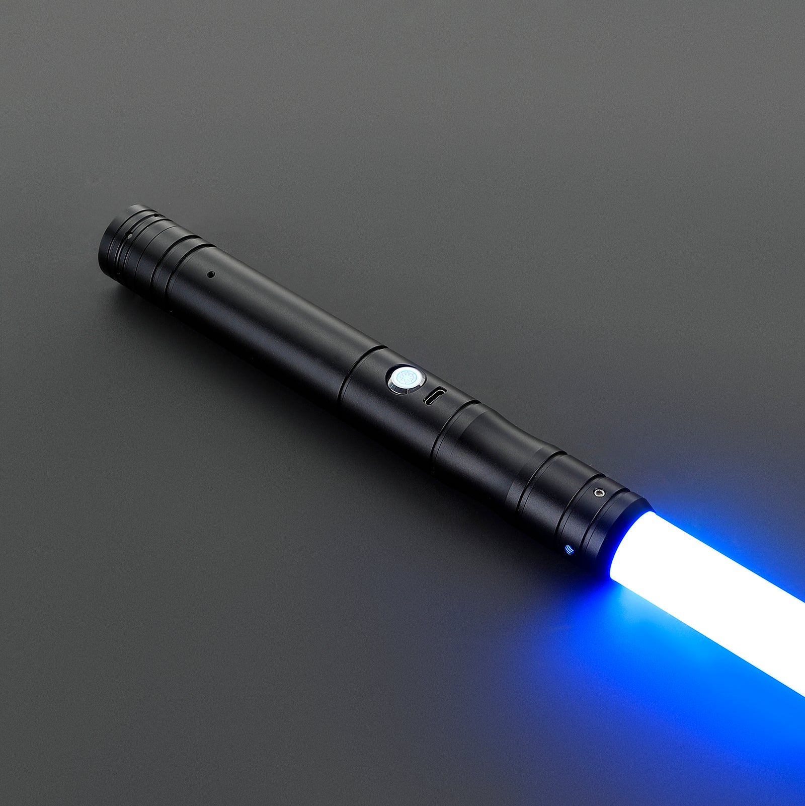 The Spark lightsaber – view 8