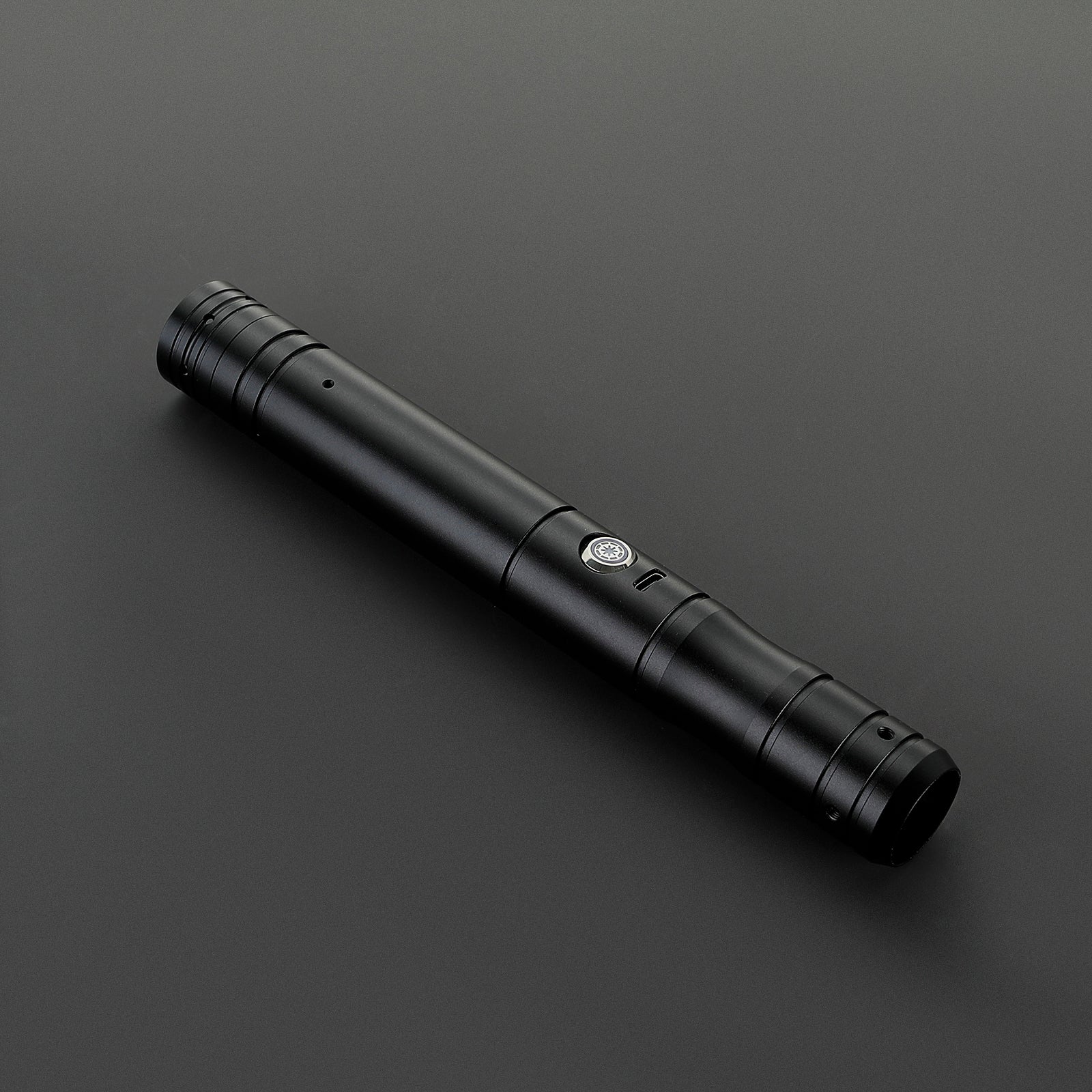 The Spark lightsaber – view 9