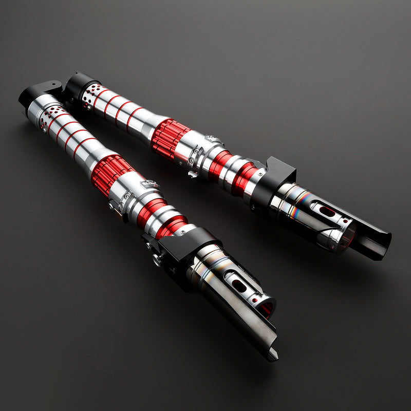 The Dark Scavenger lightsaber – view 3