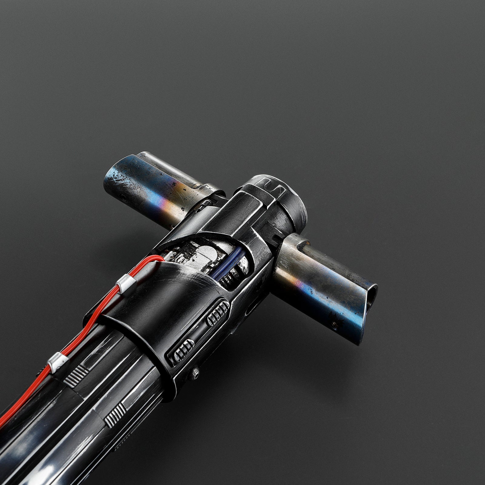 The Tempest lightsaber – view 4