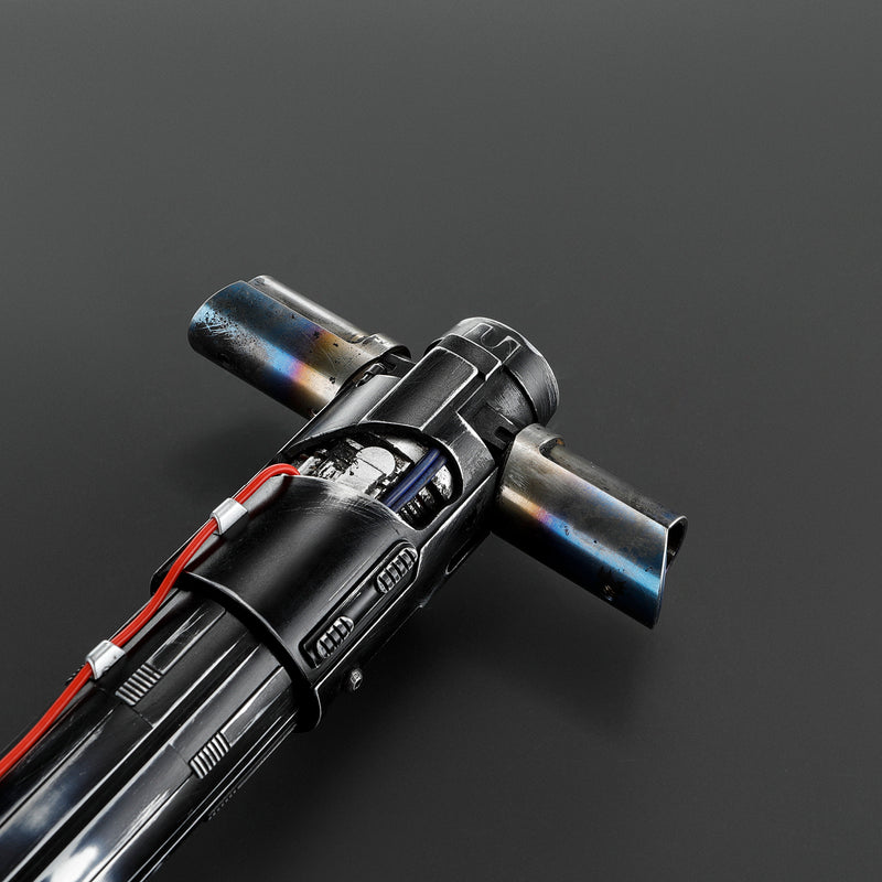 The Tempest lightsaber – view 4