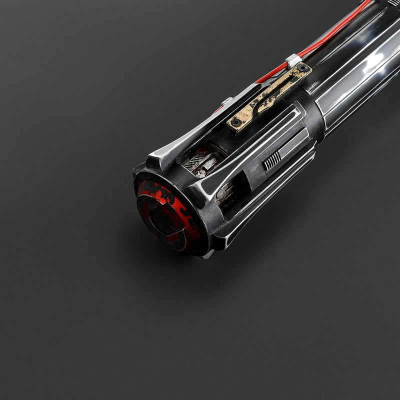 The Tempest lightsaber – view 5