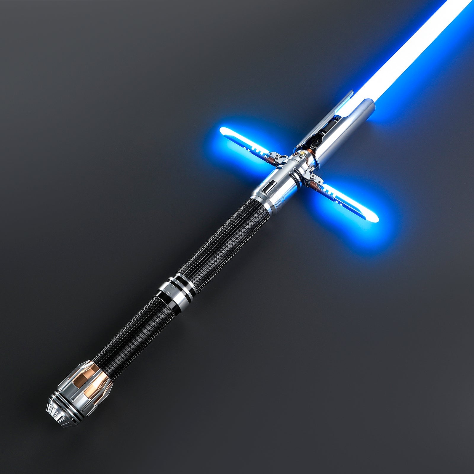 The Survivor Cross lightsaber – view 17