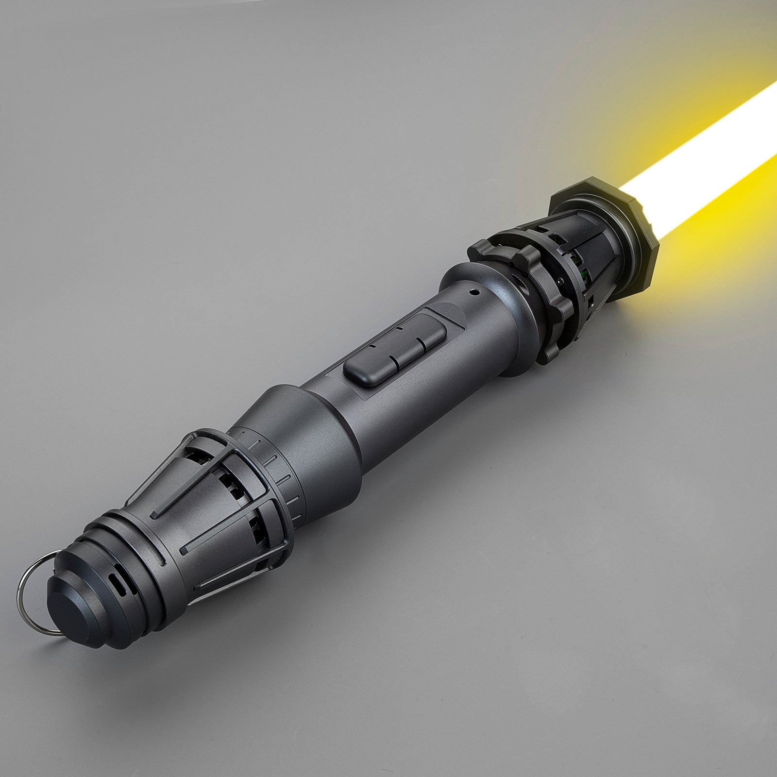 The Scavenger lightsaber – view 4