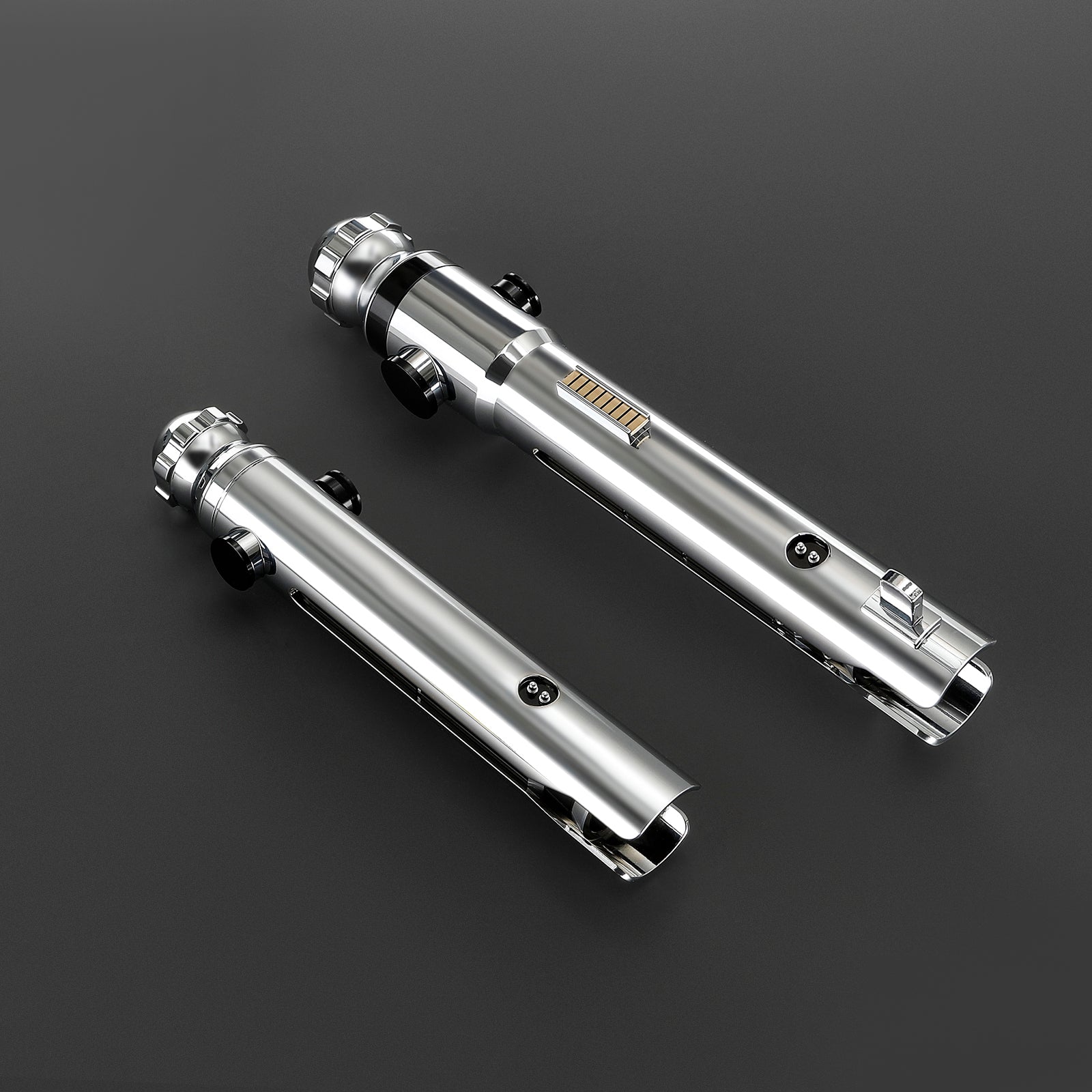 The Soka Pair lightsaber – view 6