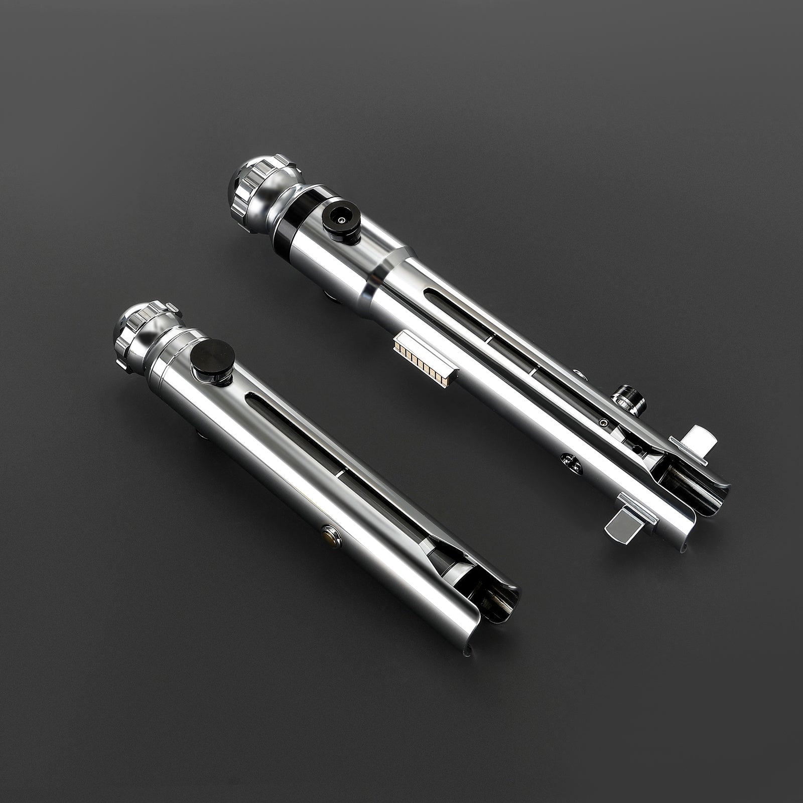 The Soka Pair lightsaber – view 7