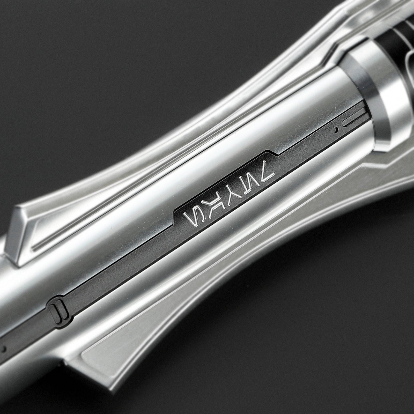 The Light lightsaber – view 8