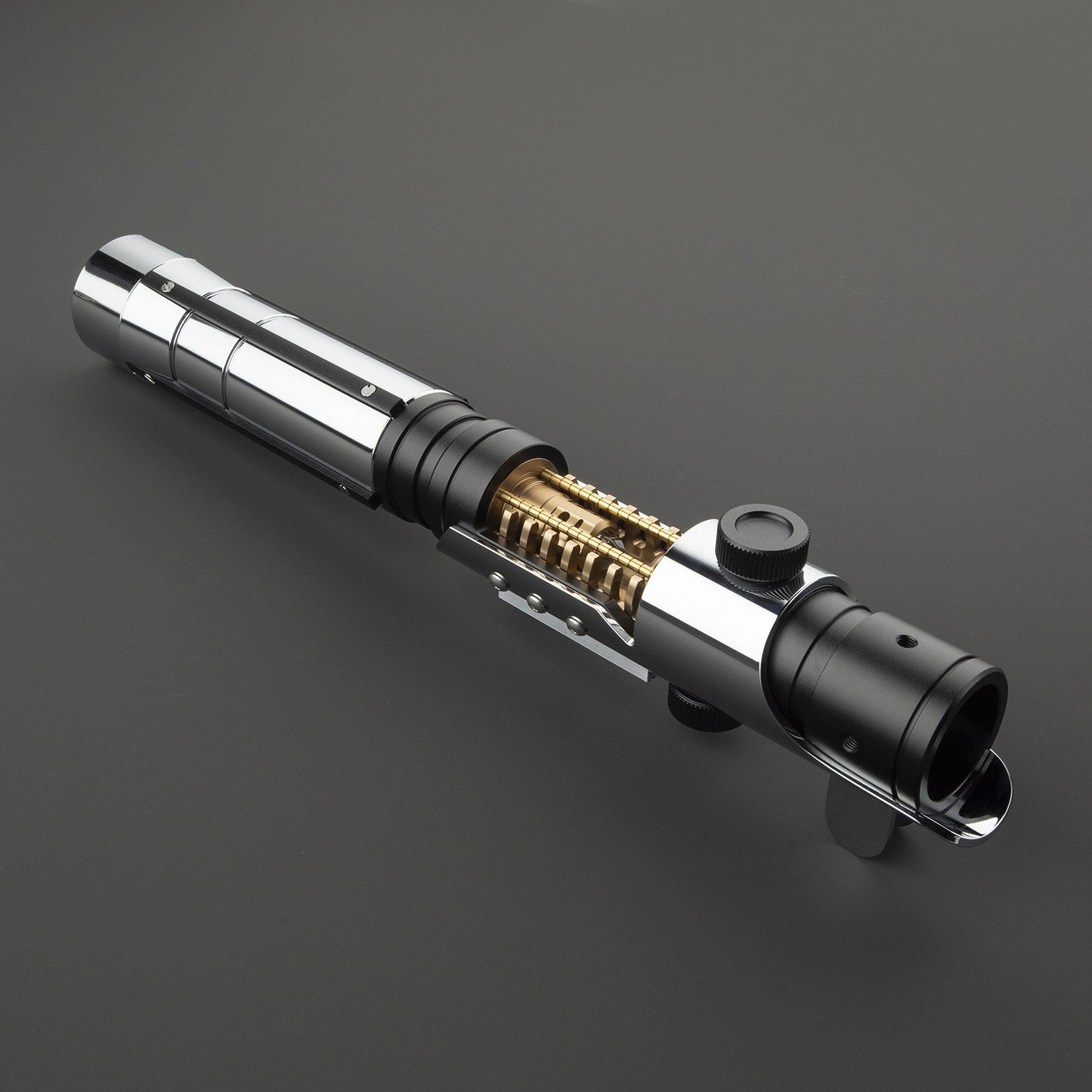 The Unleashed (With Crystal Chamber) Xeno RGB & Xeno Pixel Parsec Lightsaber