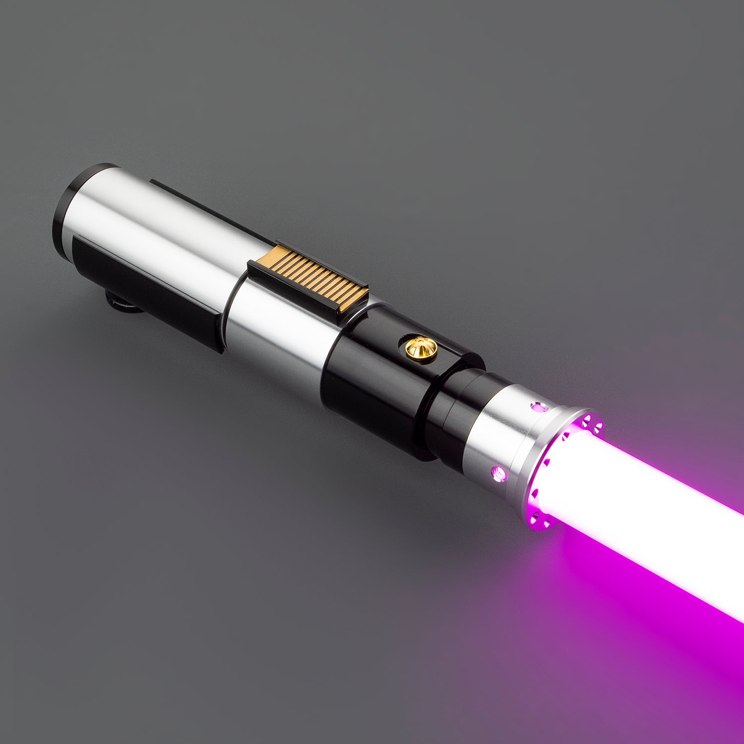The Even lightsaber – view 9