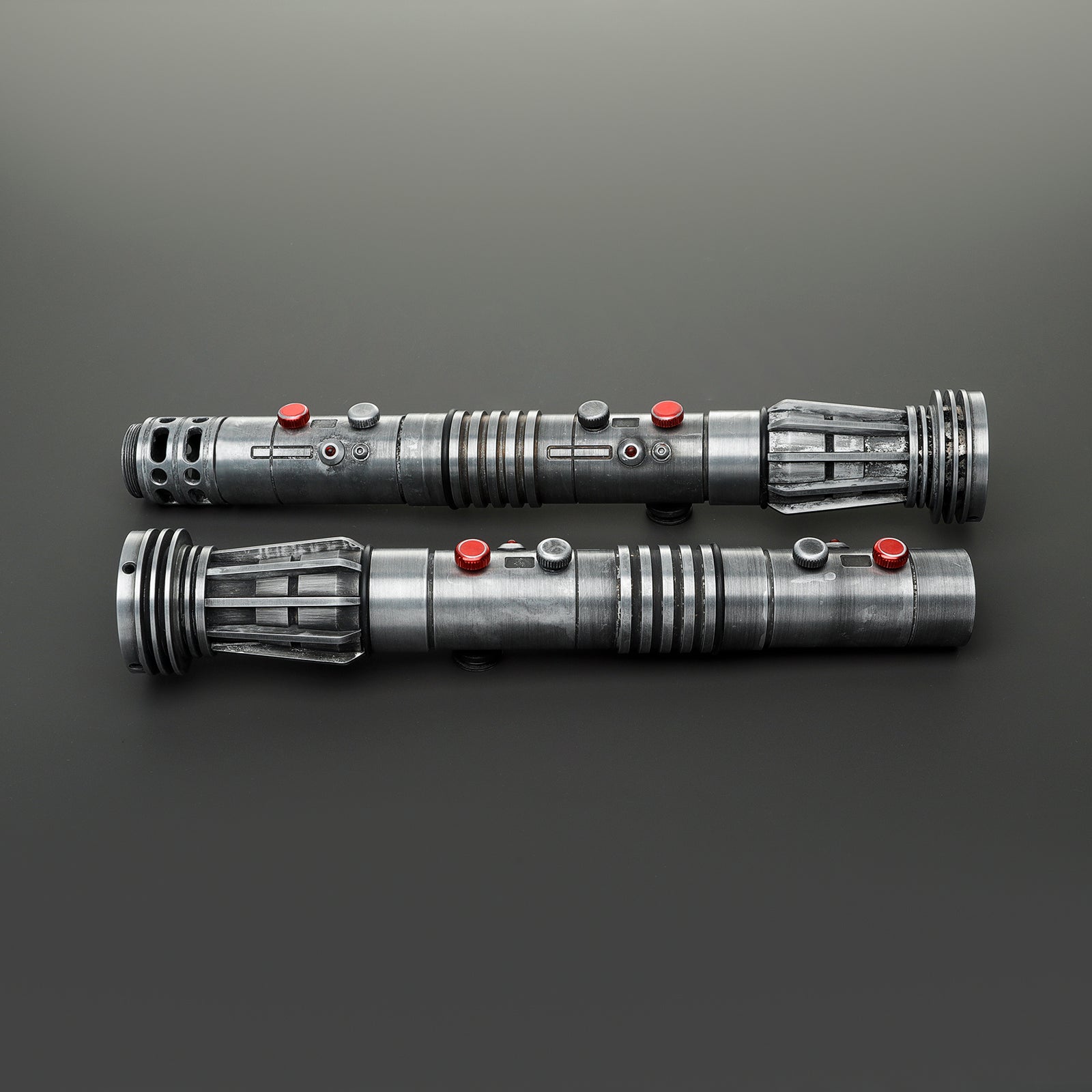 The Crime Lord II Weathered lightsaber – view 2