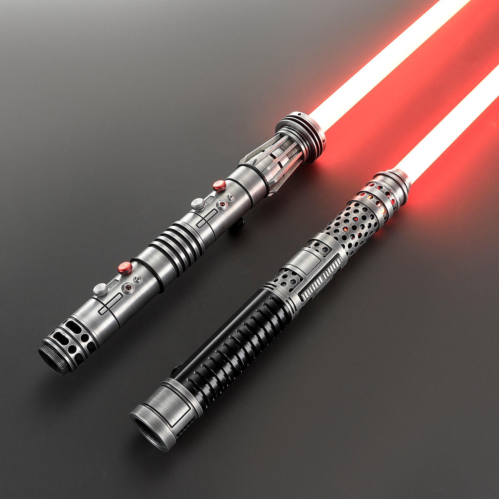 The Nightbrother lightsaber – view 4