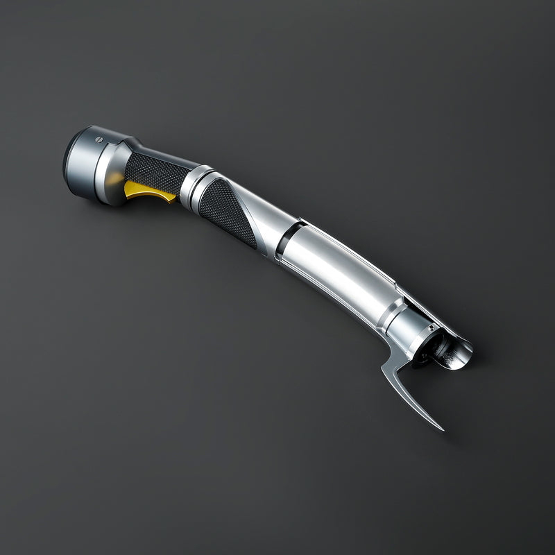 The Serenno lightsaber – view 7