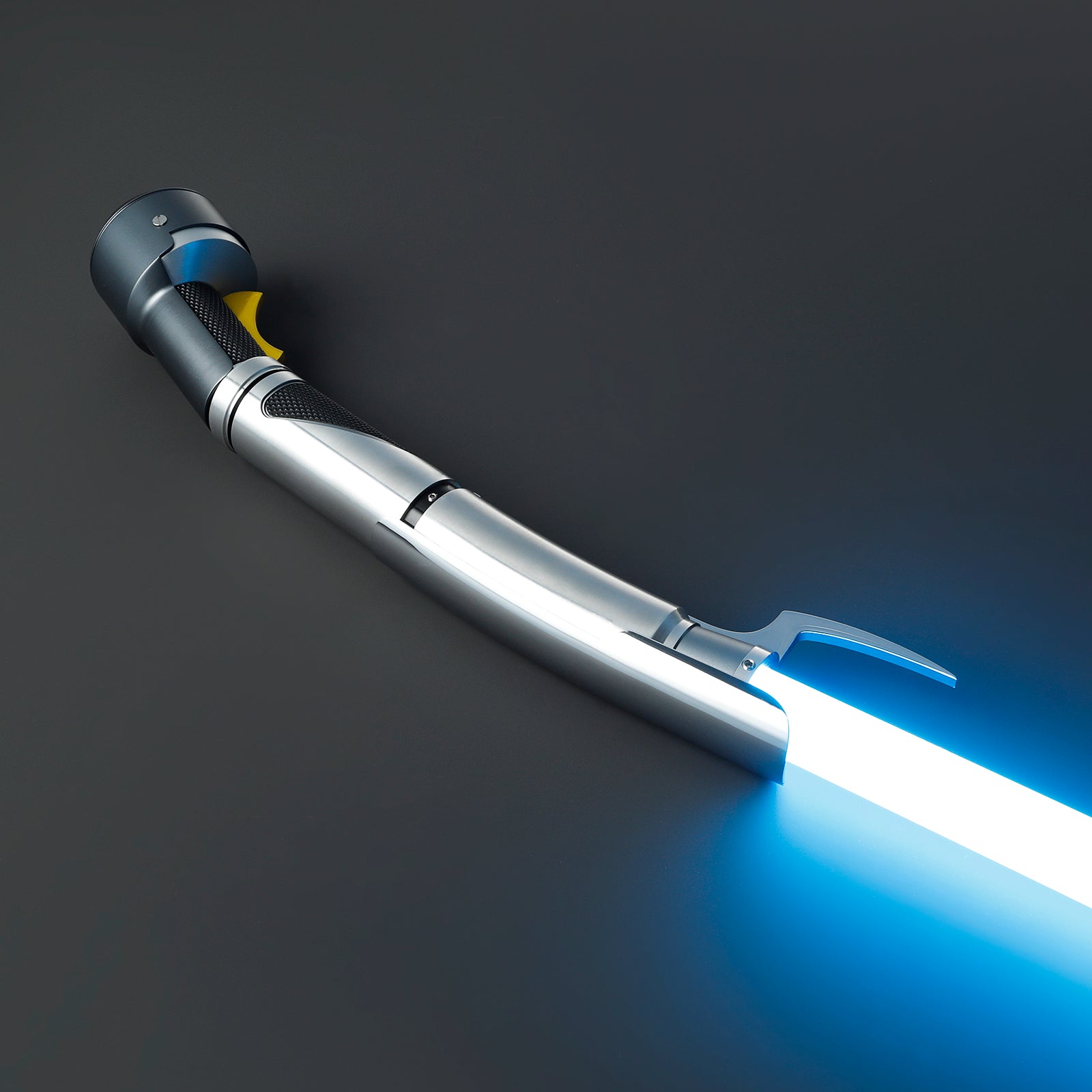 The Serenno lightsaber – view 10