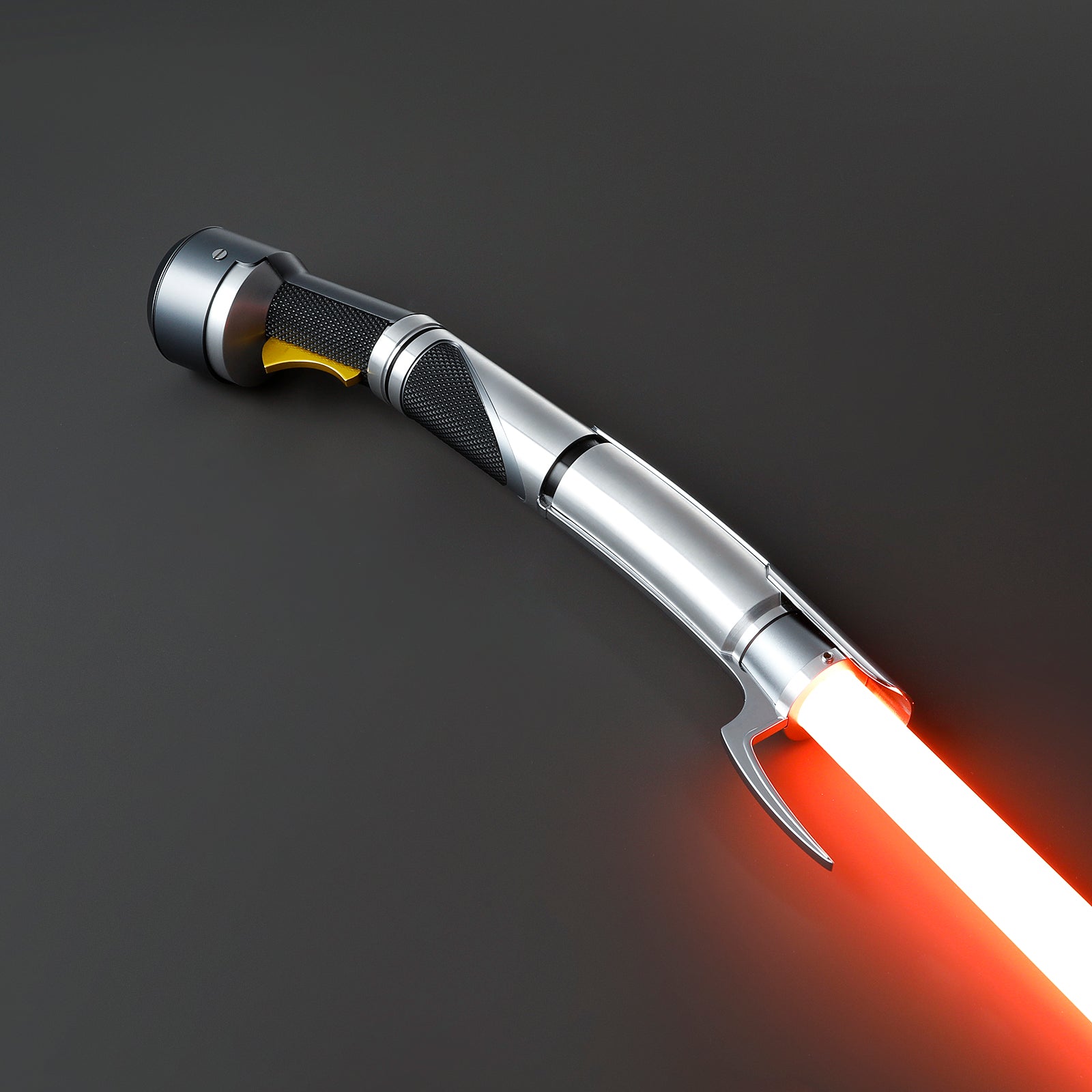 The Serenno lightsaber – view 11