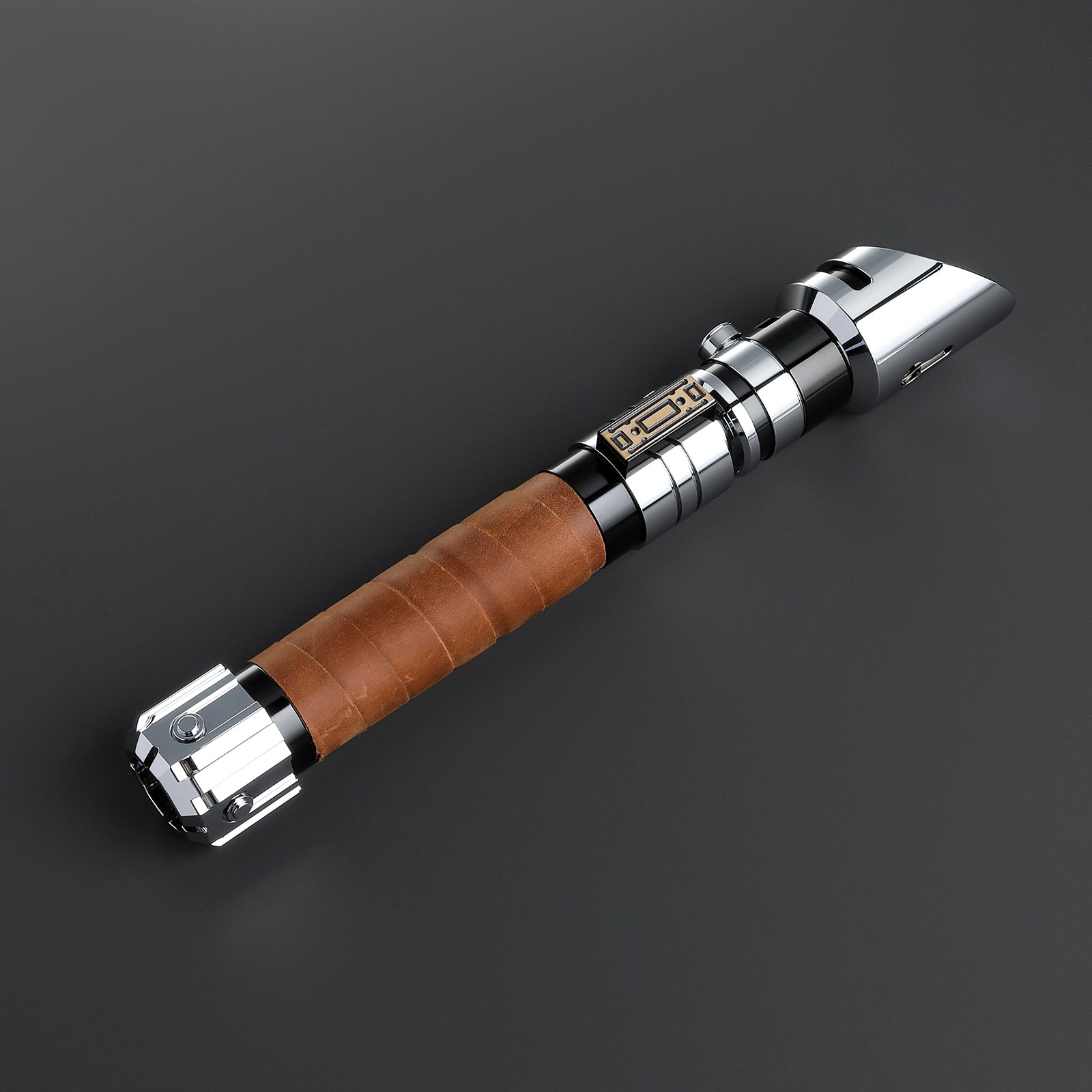 The Unleashed II lightsaber – view 3