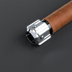 The Unleashed II lightsaber – view 4