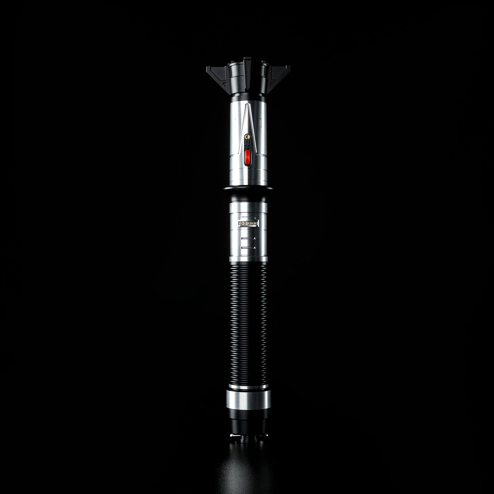 The Skoll lightsaber – view 8