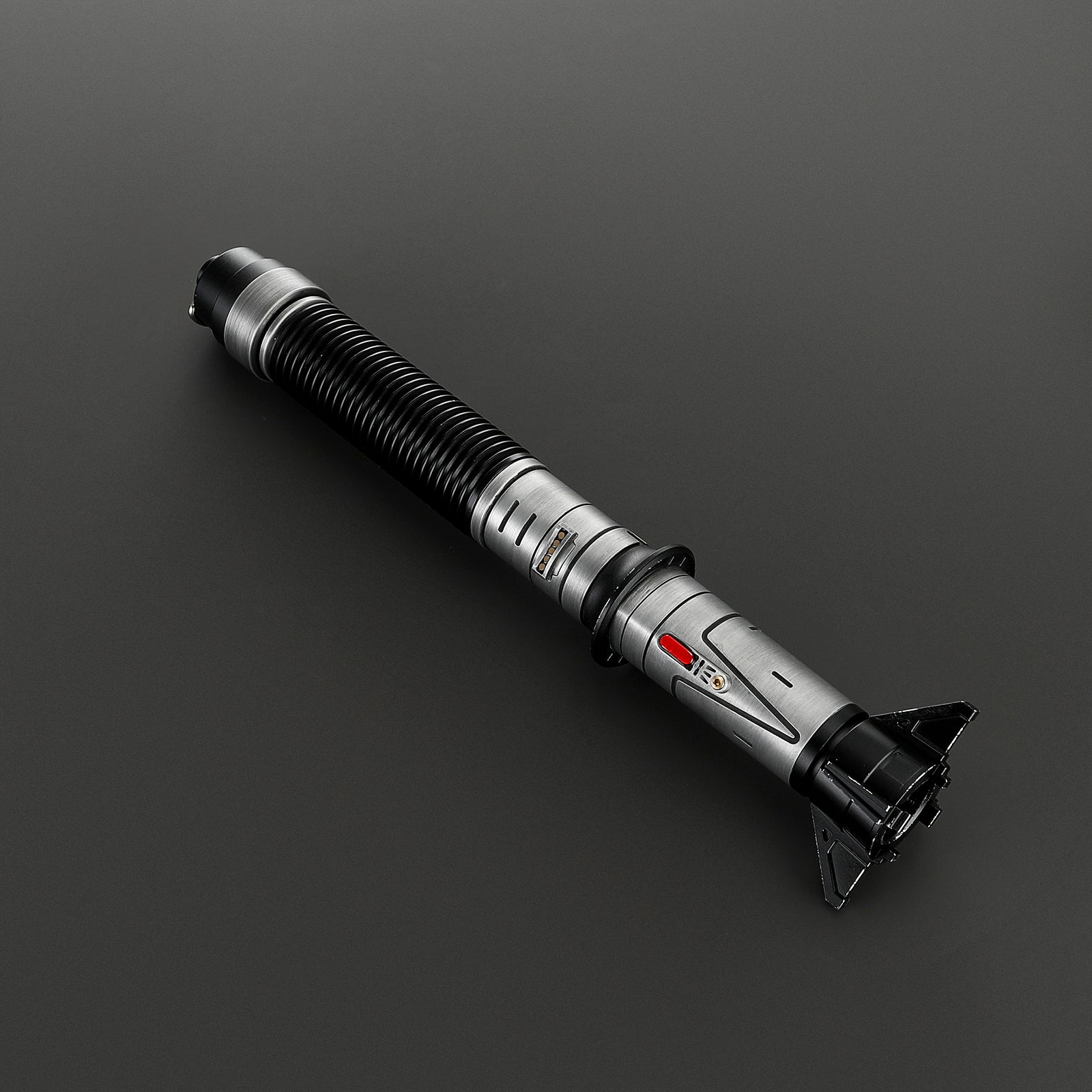 The Weathered Skoll lightsaber – view 3