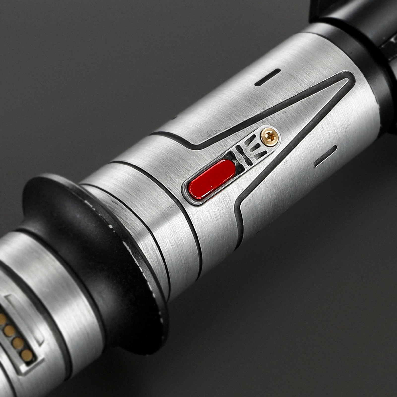 The Weathered Skoll lightsaber – view 6