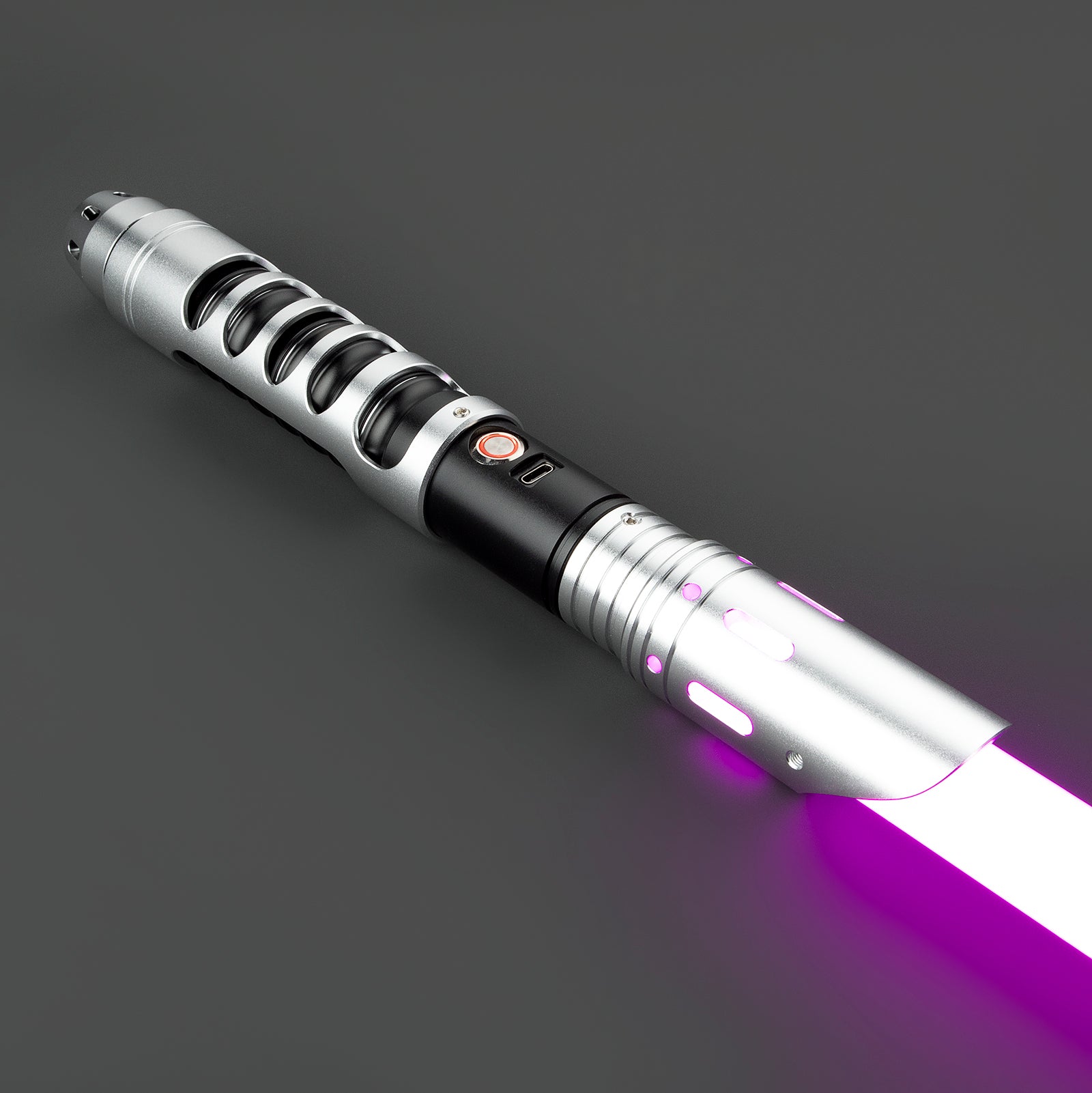 The Indigo lightsaber – view 9