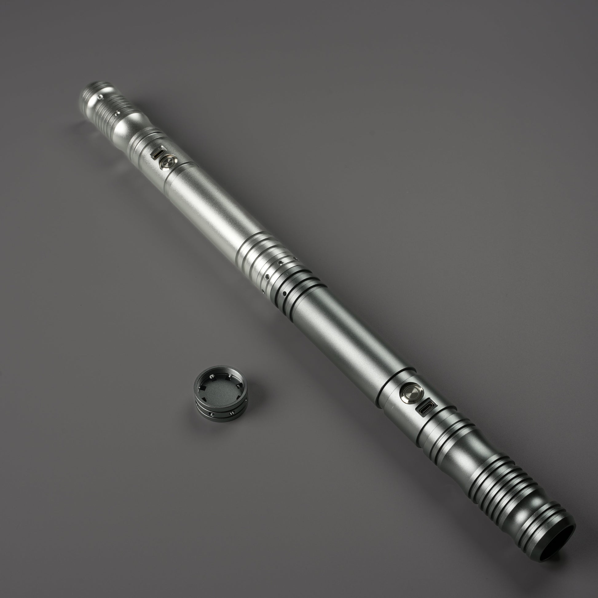The Fives lightsaber – view 32