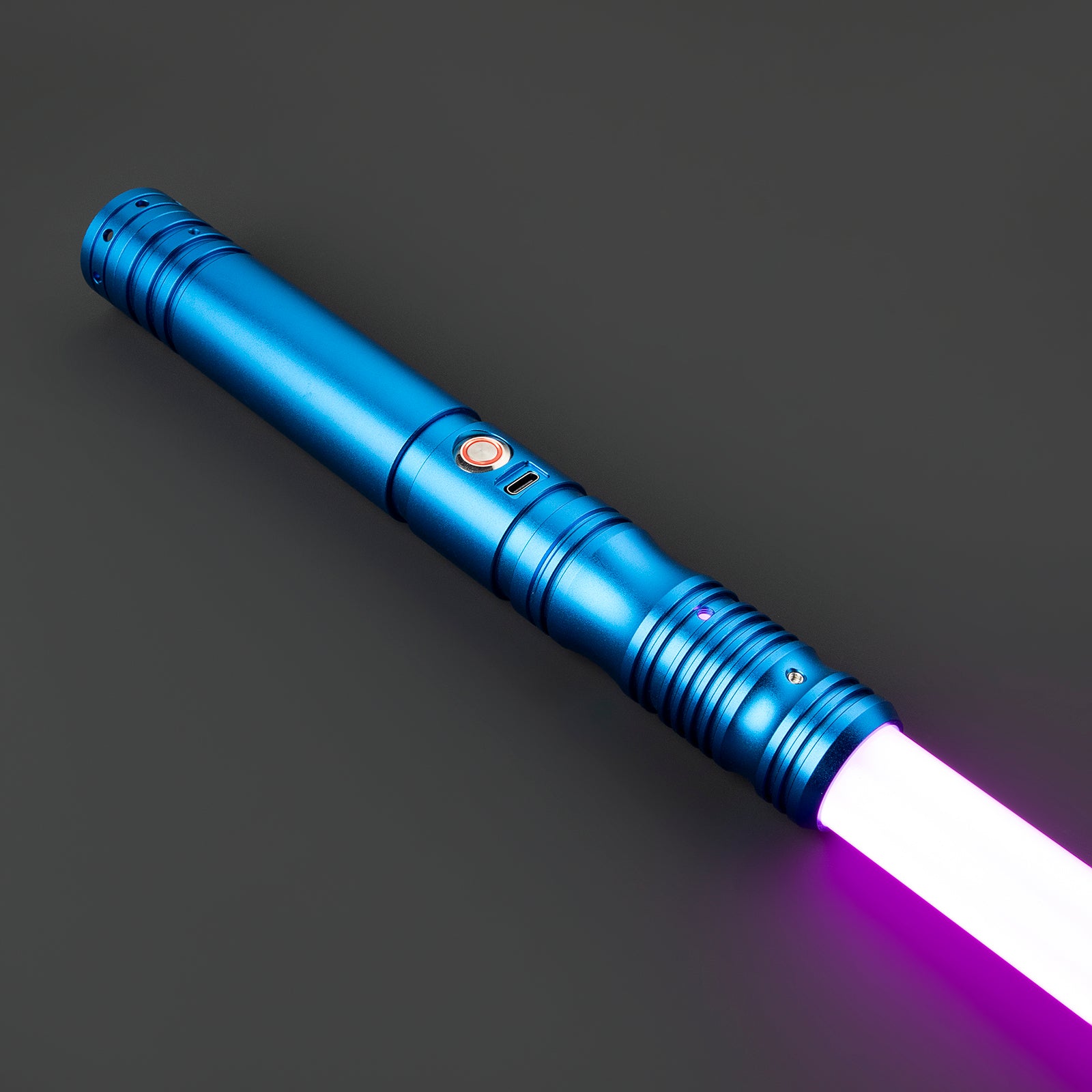 The Fives lightsaber – view 9